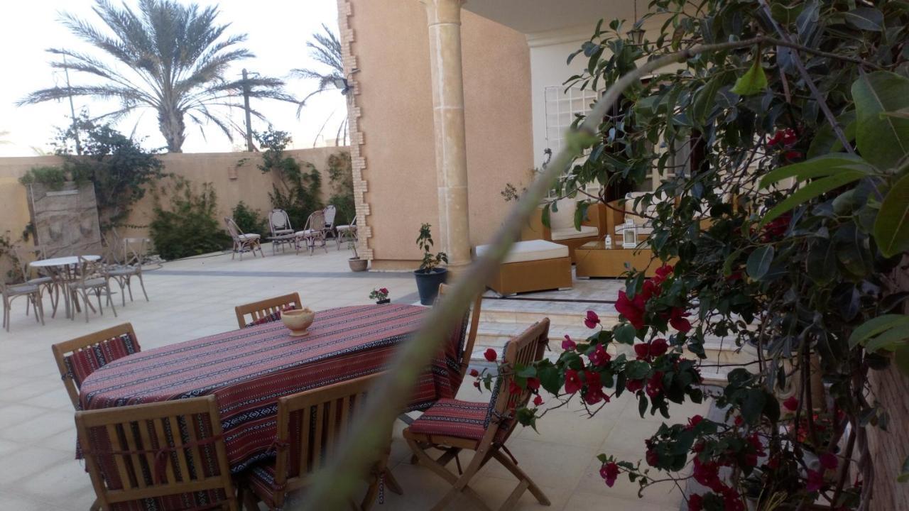 Maison D'Hotes Villa Fatima Tozeur Buitenkant foto
